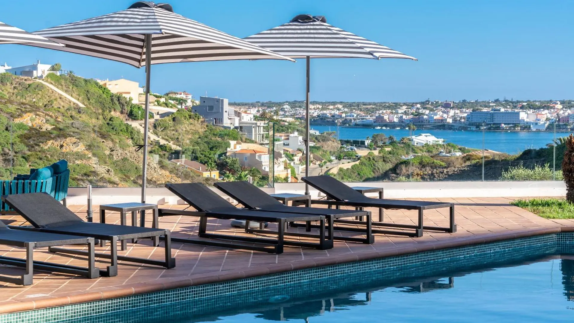 4 Hoteles Familiares cerca del Puerto de Mahón que Merece la Pena Reservar