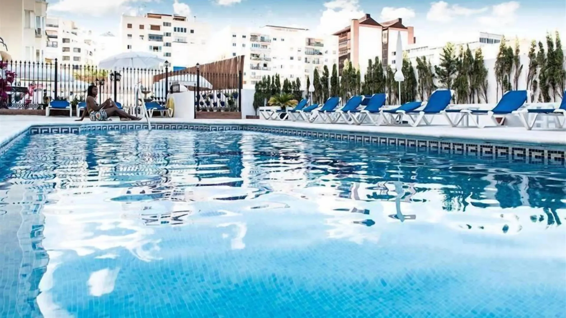 Cerca del Obispado de Málaga: 4 Hoteles Analizados