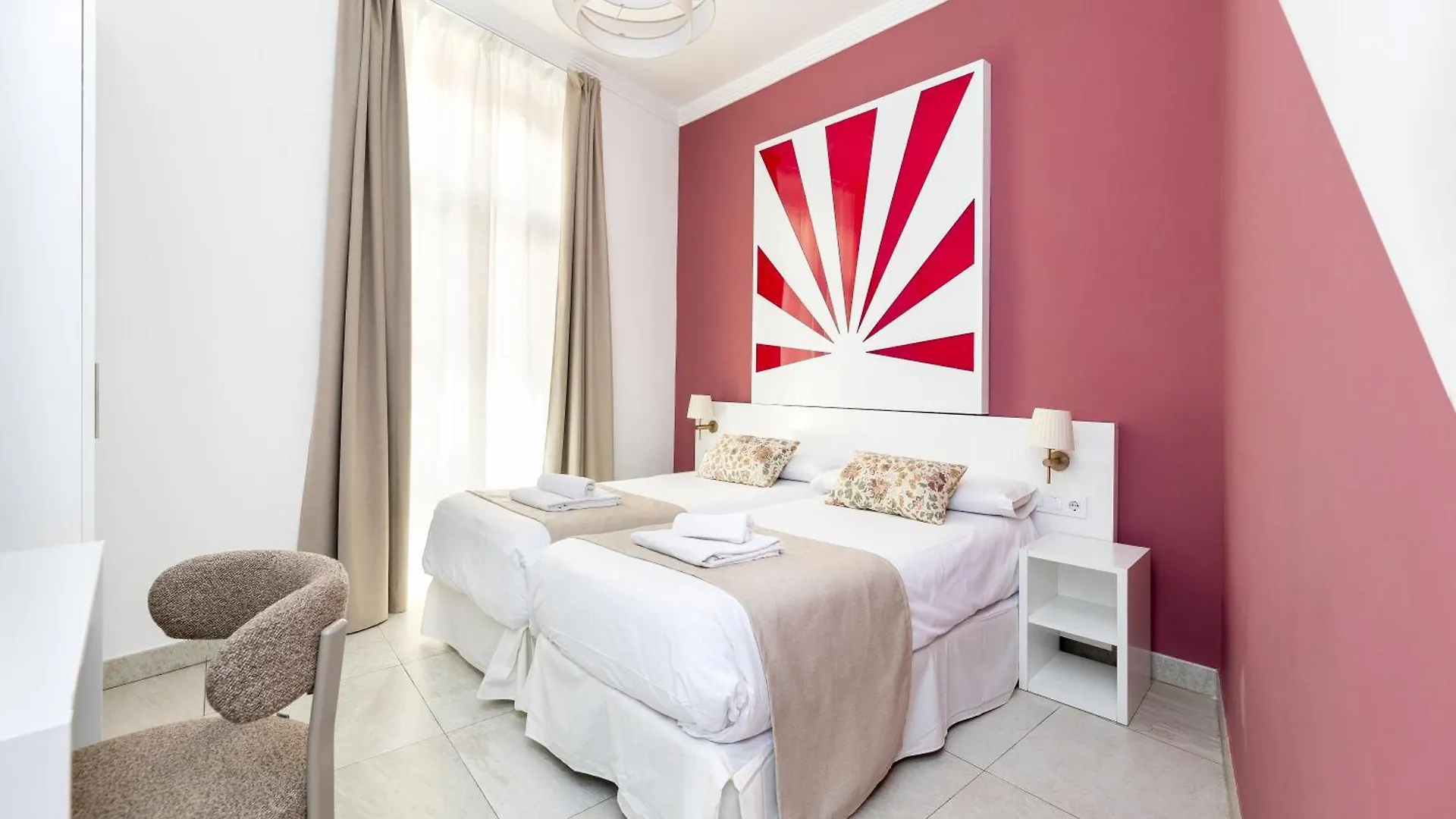 6 Hoteles Céntricos Cerca de Sacromonte que Vale la Pena Reservar